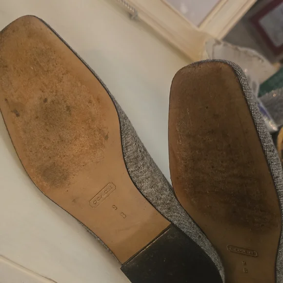 COACH Women's Black and Cream Bow Loafers - Picture 5 of 6